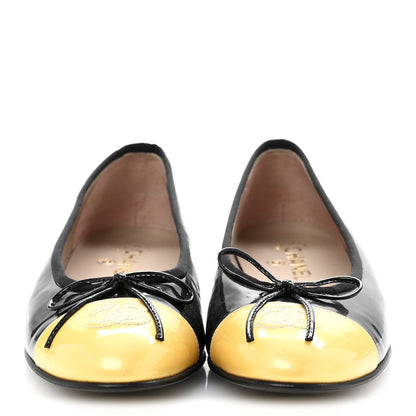 Chanel Patent Leather Women's CC Cap Toe Ballerina Flats 40 Black Beige