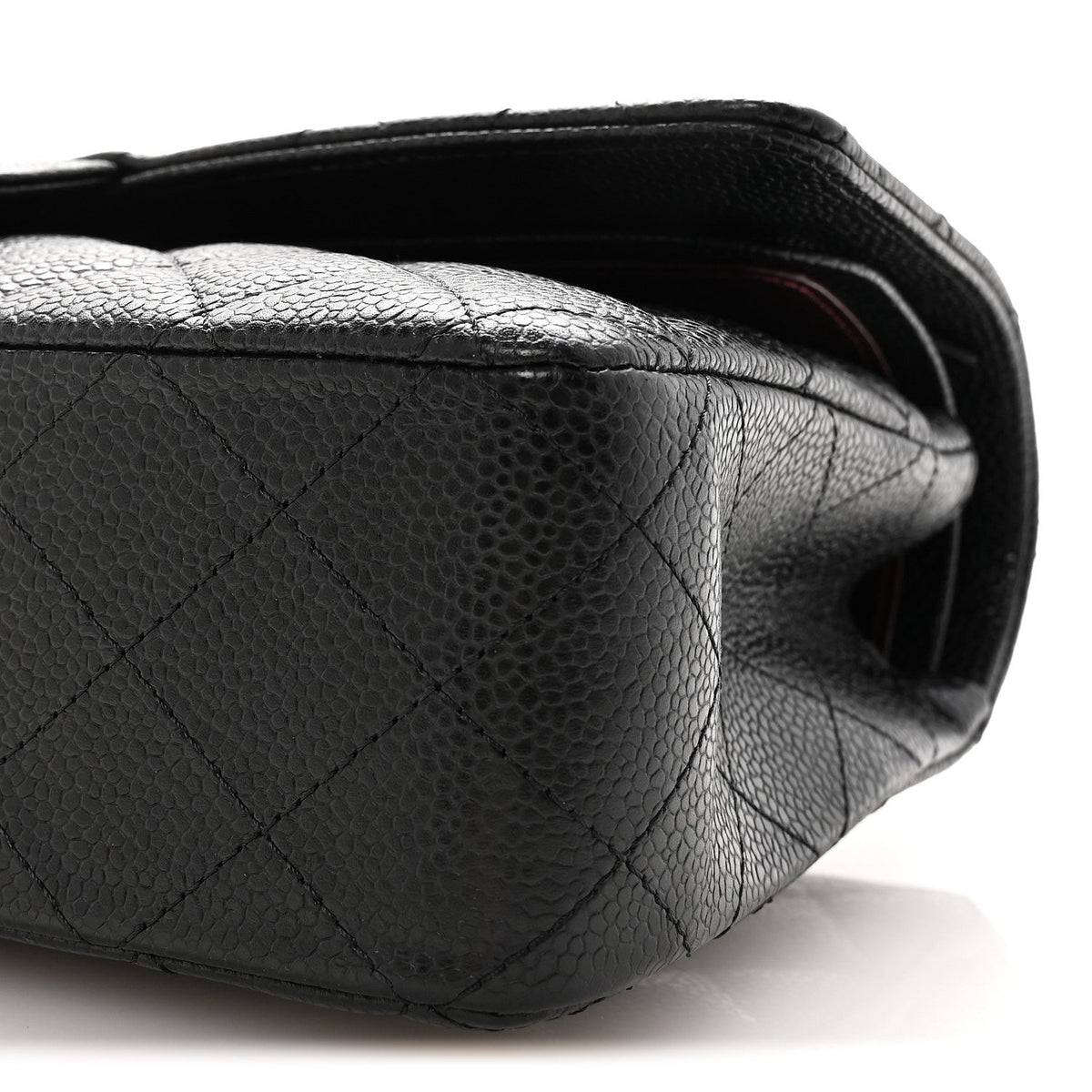 Medium Quilted Caviar Flap Shoulder Bag - Black