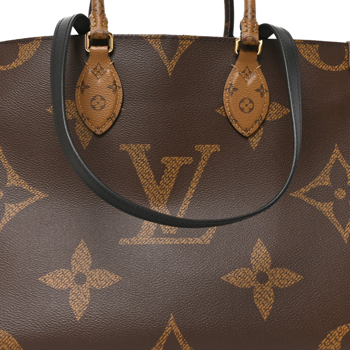 Reverse Monogram Giant Onthego Mm Handbag