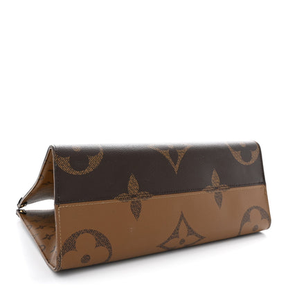 Reverse Monogram Giant Onthego Mm Handbag