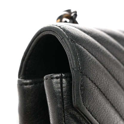Medium Sheepskin Handbag - Black