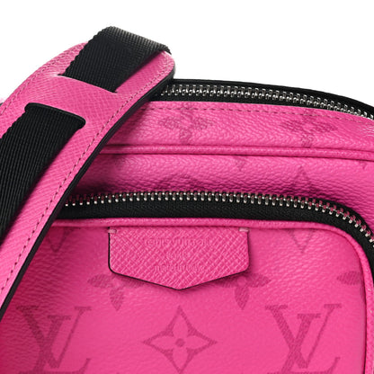 Taigarama Outdoor Pouch Fuchsia Pouch