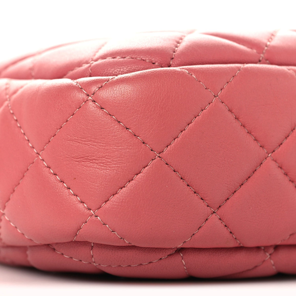 Small Quilted Lambskin Handbag - Pink