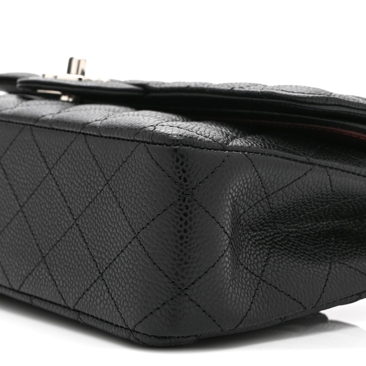 Medium Quilted Caviar Flap Shoulder Bag - Black