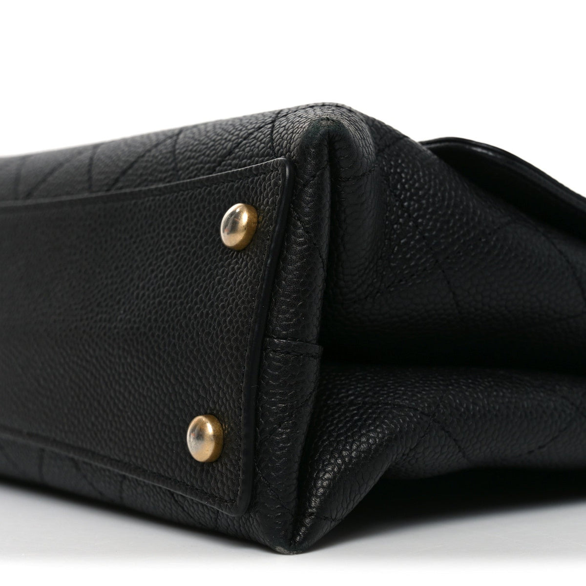 Caviar Flap Shoulder Bag - Black