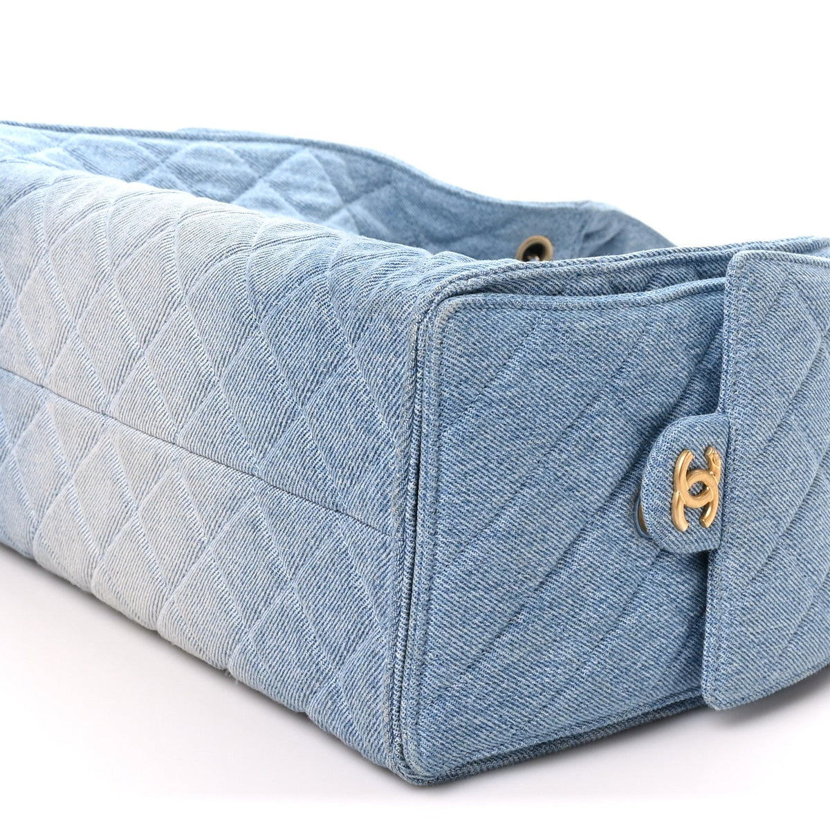 Medium Quilted Handbag - Blue