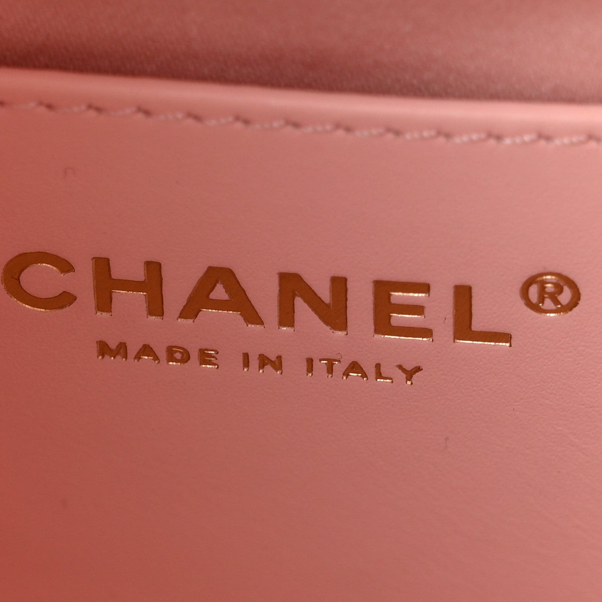 Small Quilted Caviar Handbag - Pink
