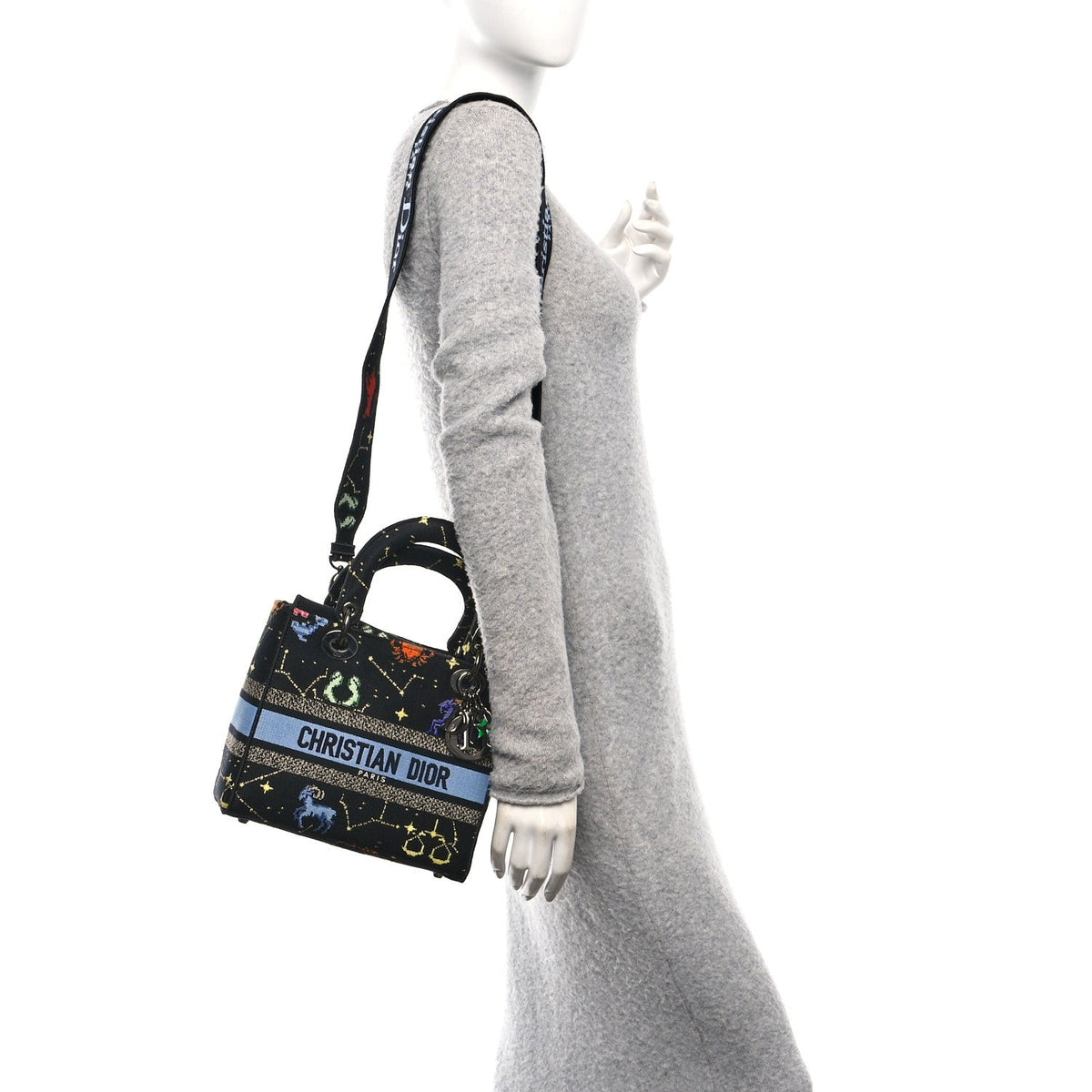 Medium Canvas Handbag - Red