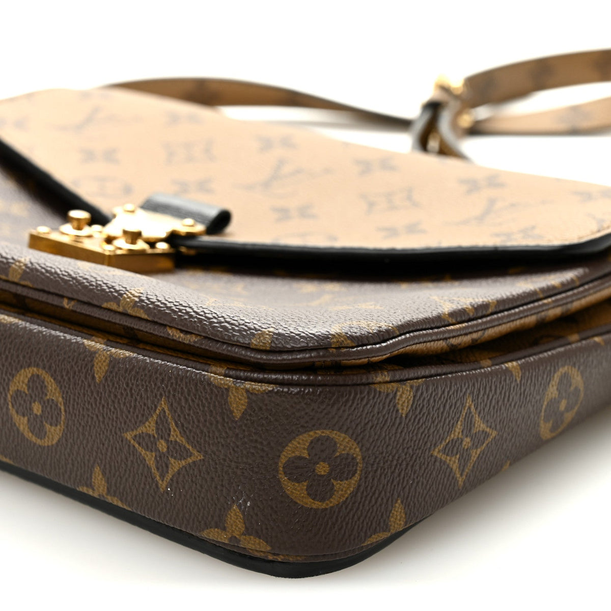 Reverse Monogram Pochette Metis Handbag