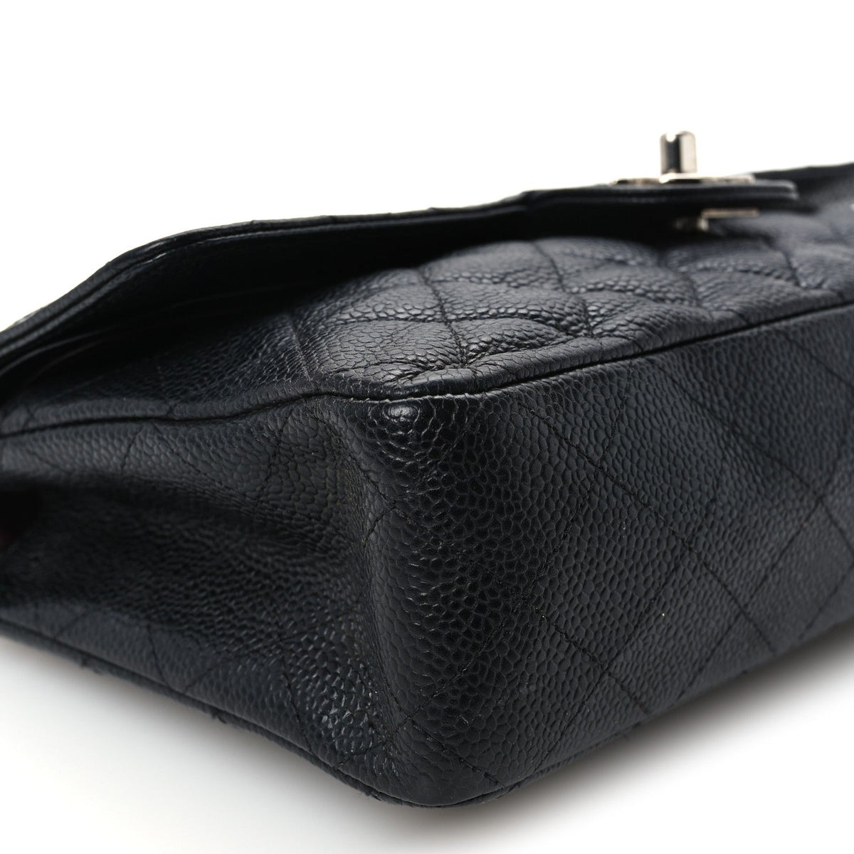 Medium Quilted Caviar Flap Shoulder Bag - Black