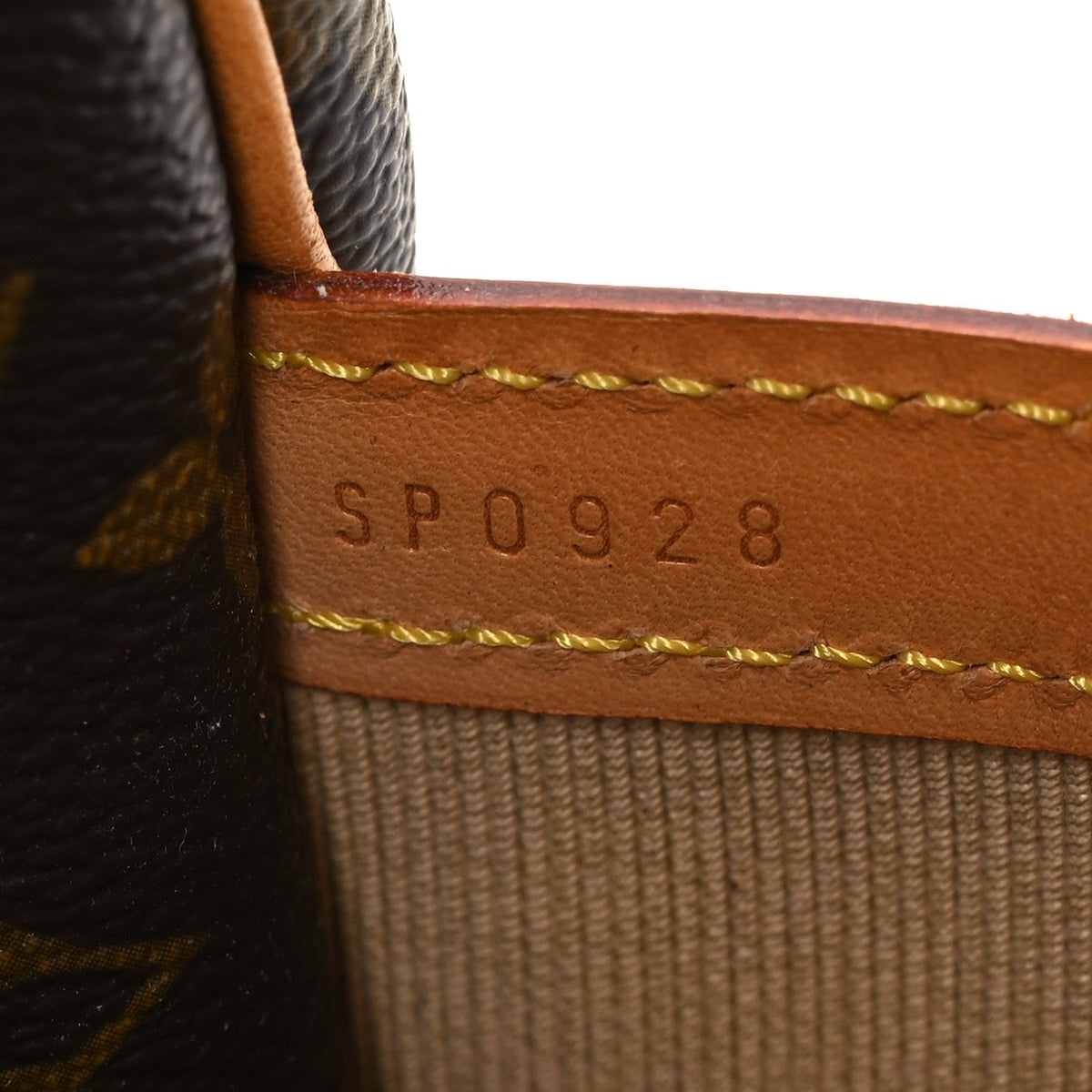 Monogram Reporter Gm Handbag