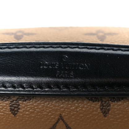 Reverse Monogram Pochette Metis Handbag