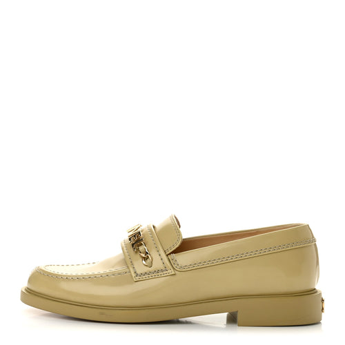 Shiny Calfskin Logo Loafers Beige