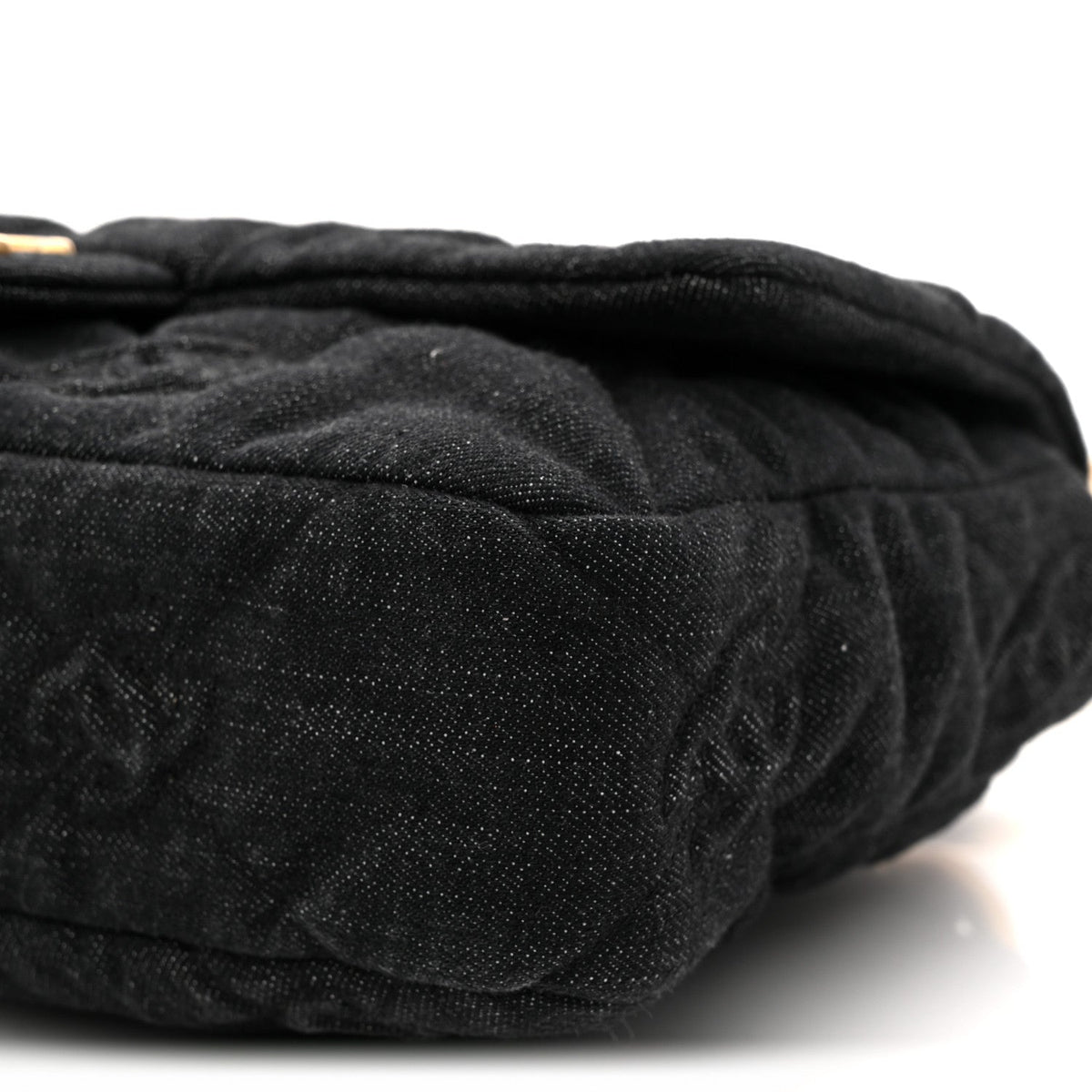 Medium Quilted Flap Shoulder Bag - Black