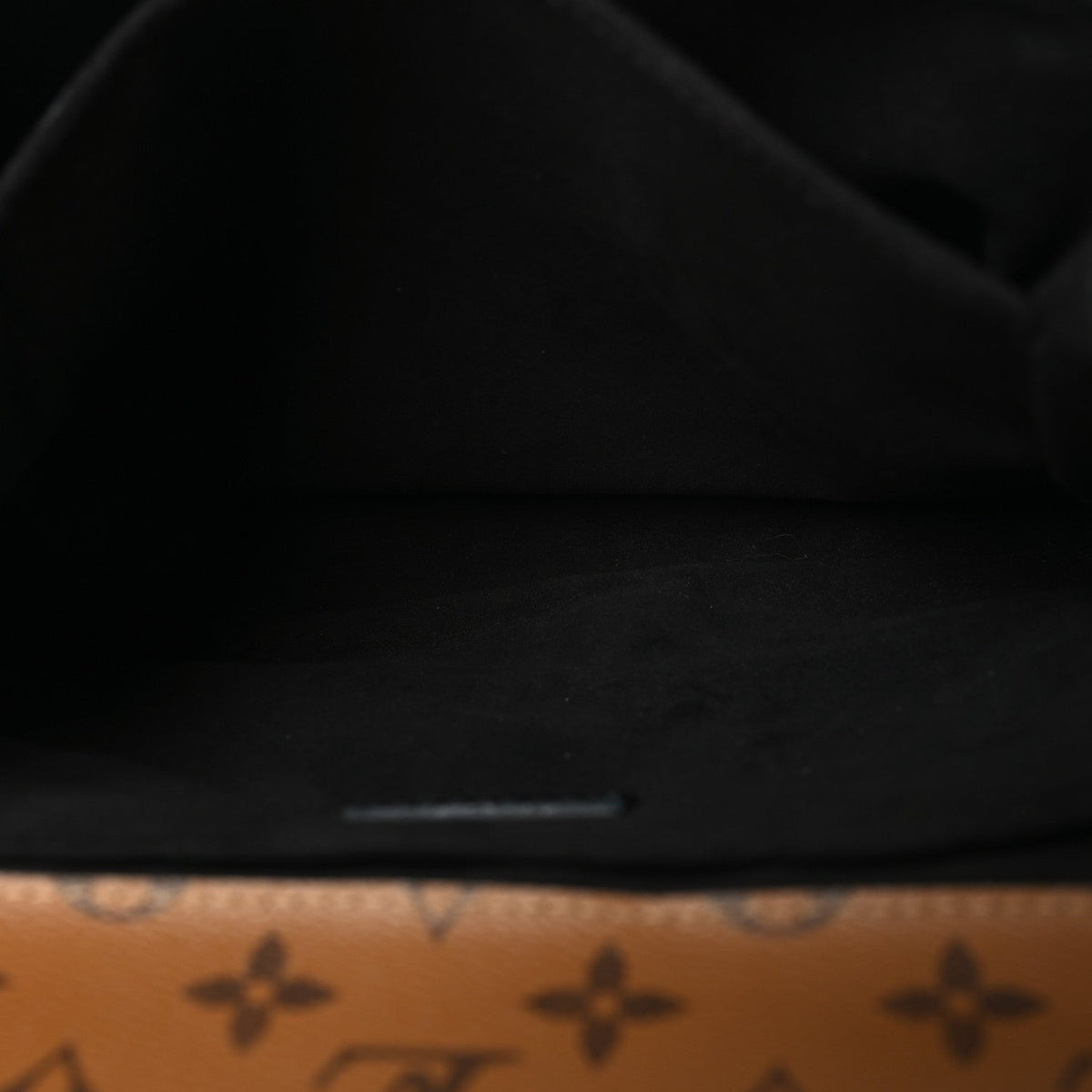 Reverse Monogram Pochette Metis Handbag