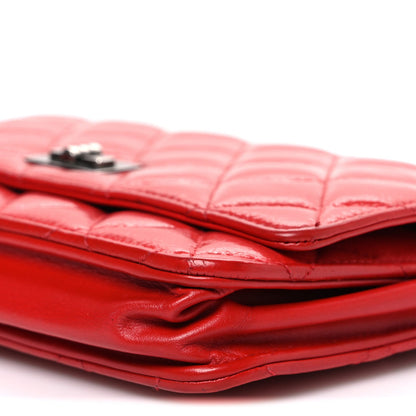 Quilted Calfskin Wallet Bag - Red