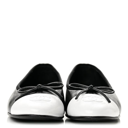 Chanel Crumpled Lambskin CC Cap Toe Women's Flats Black White