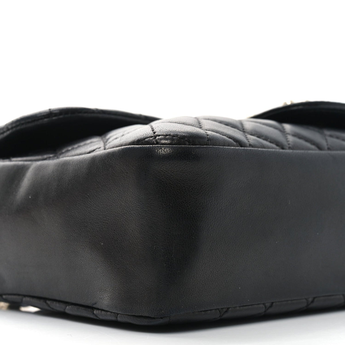 Medium Quilted Lambskin Flap Shoulder Bag - Black