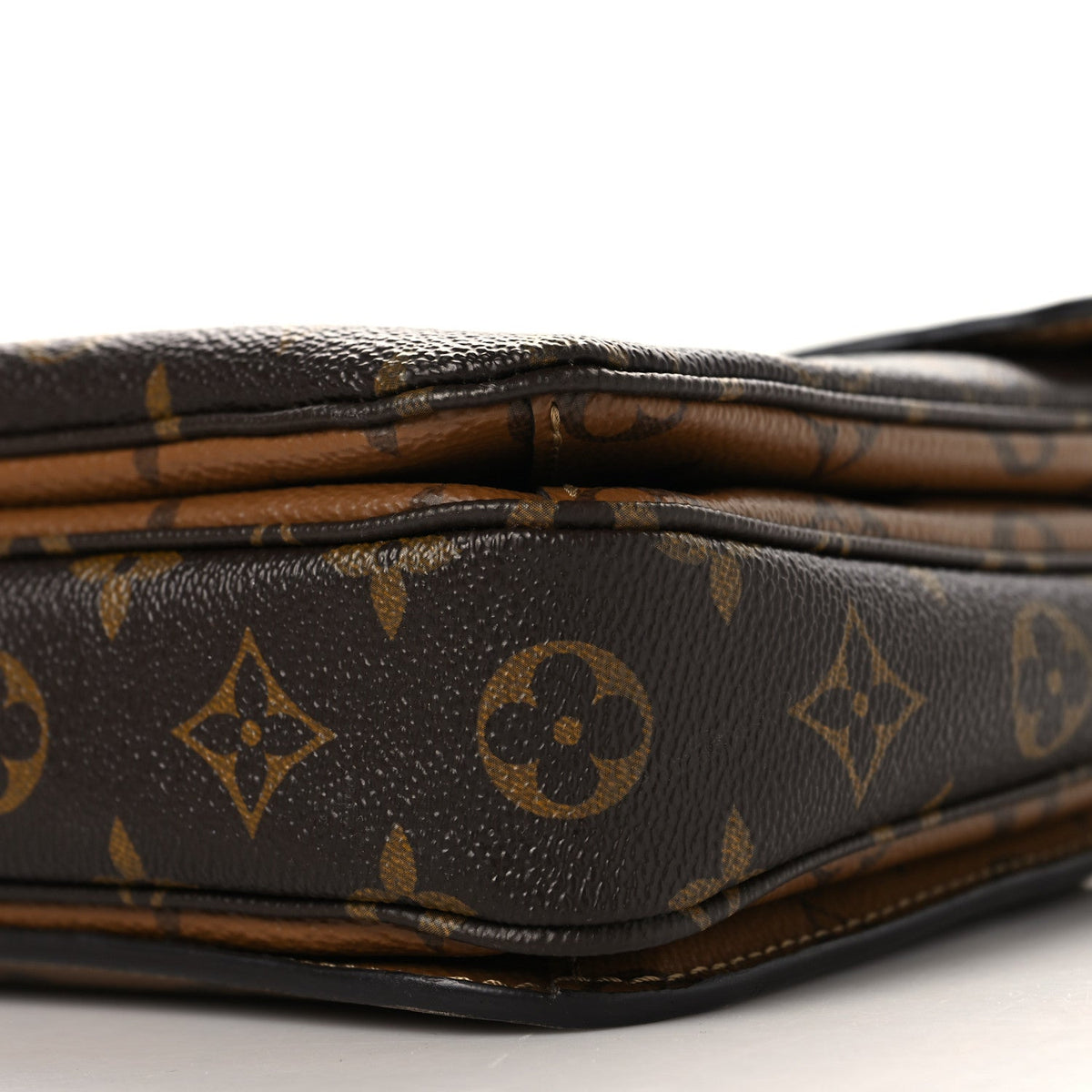 Reverse Monogram Pochette Metis Handbag