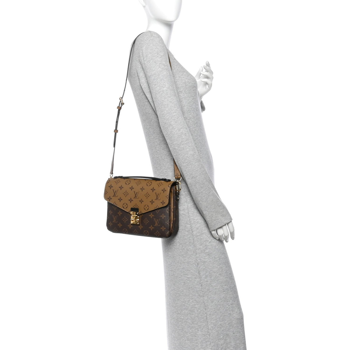 Reverse Monogram Pochette Metis Handbag