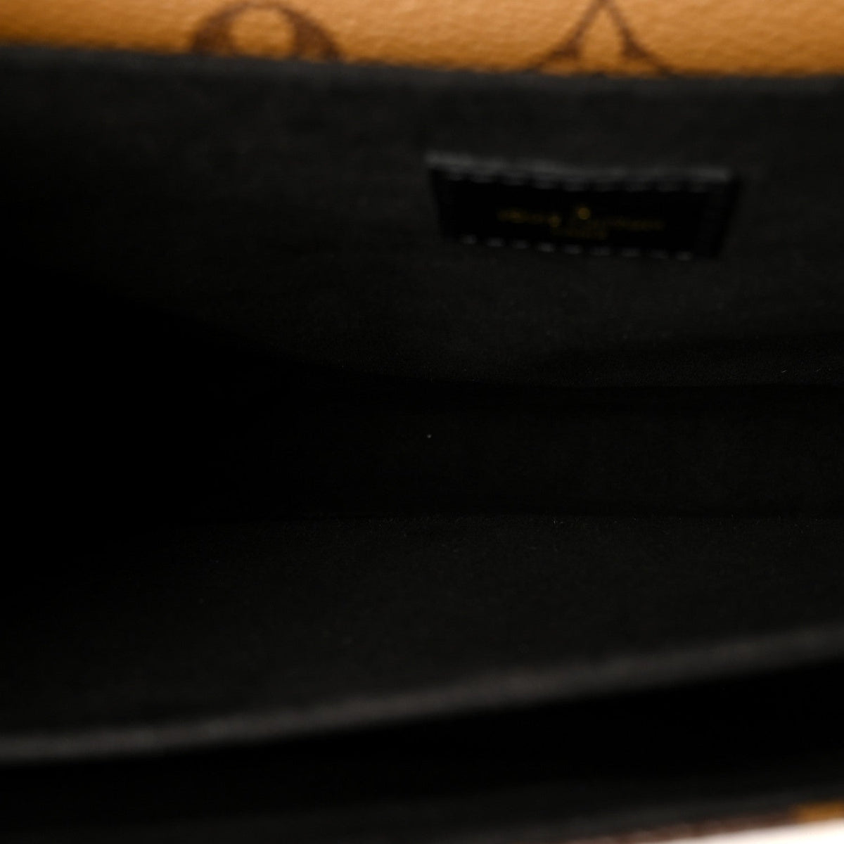Reverse Monogram Pochette Metis Handbag
