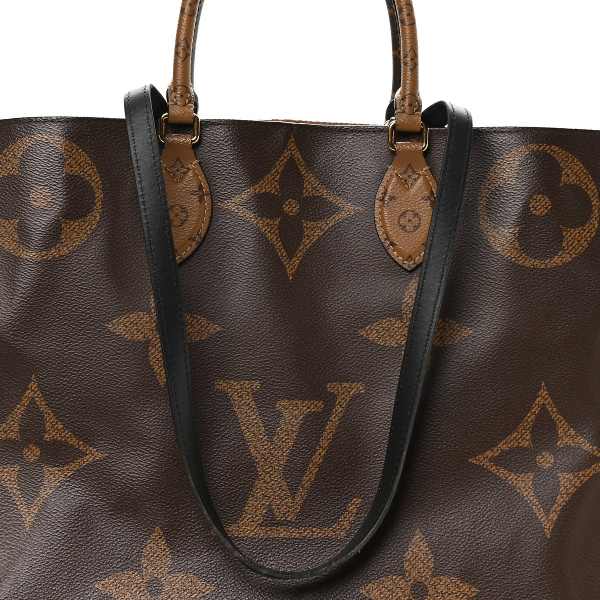 Reverse Monogram Giant Onthego Mm Handbag