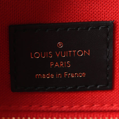 Reverse Monogram Giant Onthego Mm Handbag