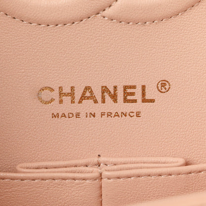 Medium Quilted Caviar Flap Shoulder Bag - Pink