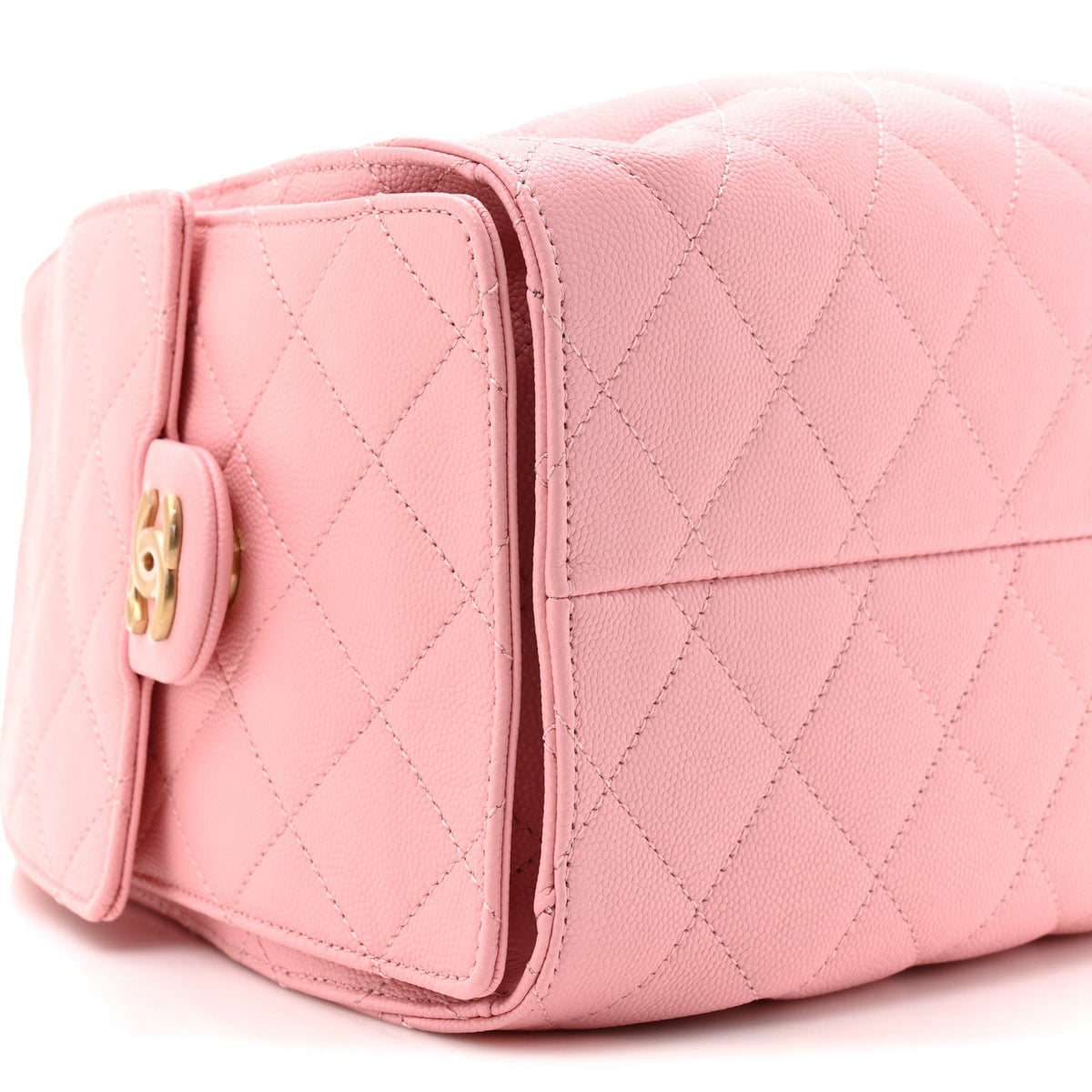 Small Quilted Caviar Handbag - Pink