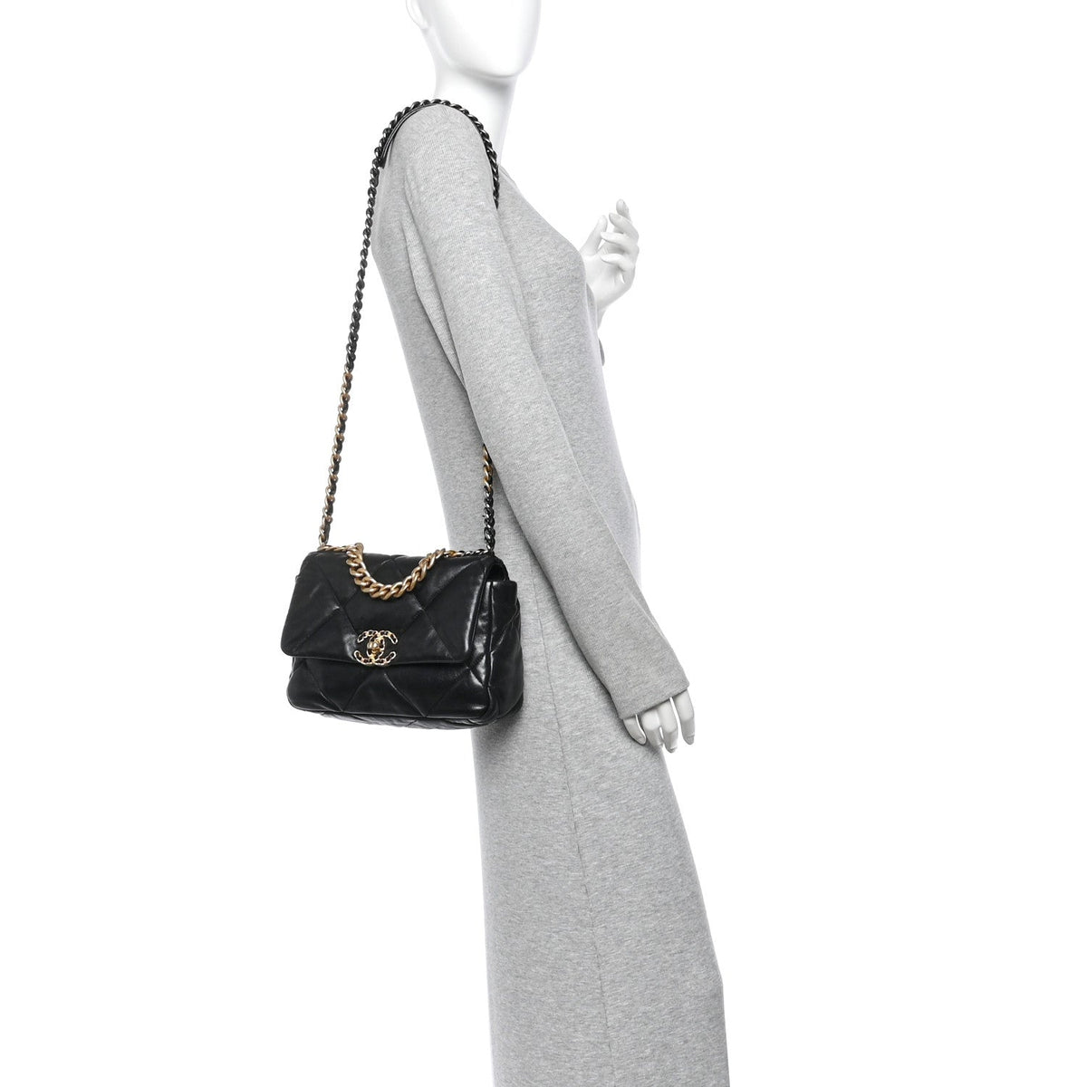 Medium Quilted Lambskin Flap Shoulder Bag - Black