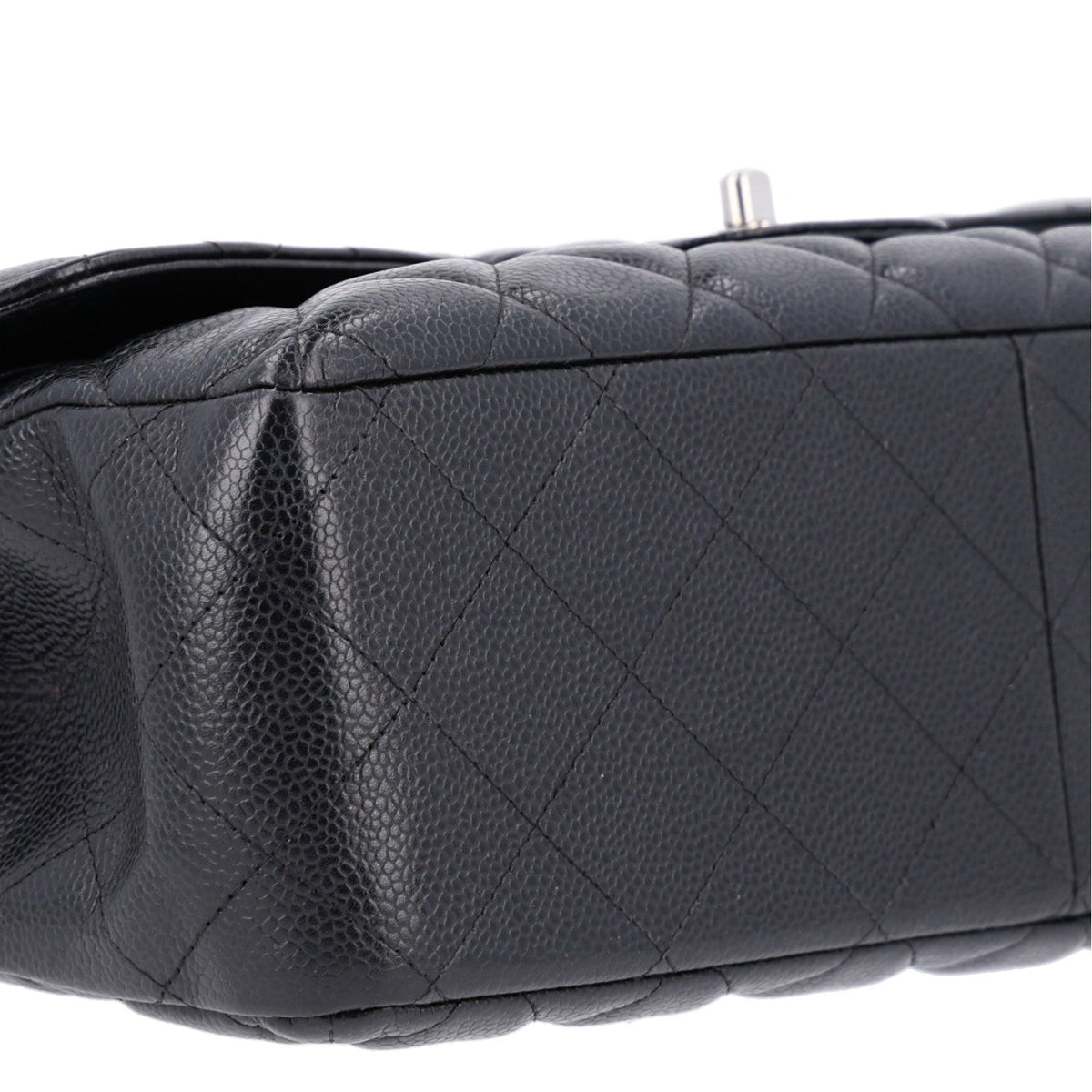 Quilted Caviar Flap Shoulder Bag - Black