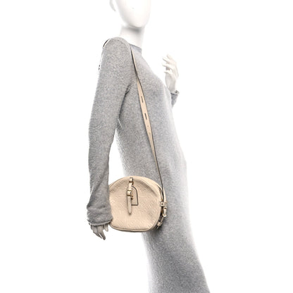 Empreinte Boite Chapeau Souple Mm Creme Handbag