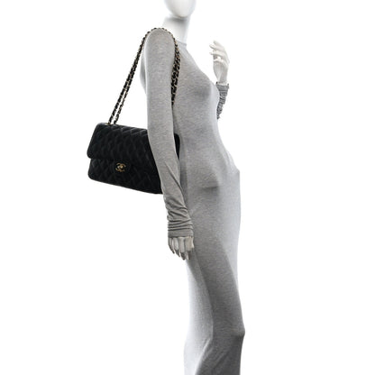 Quilted Caviar Flap Shoulder Bag - Black