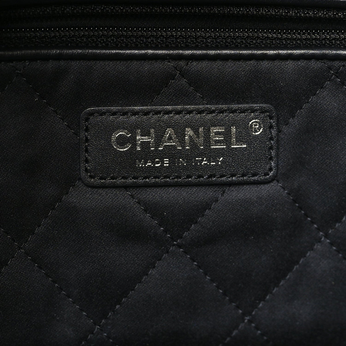 Large Quilted Calfskin Handbag - Black