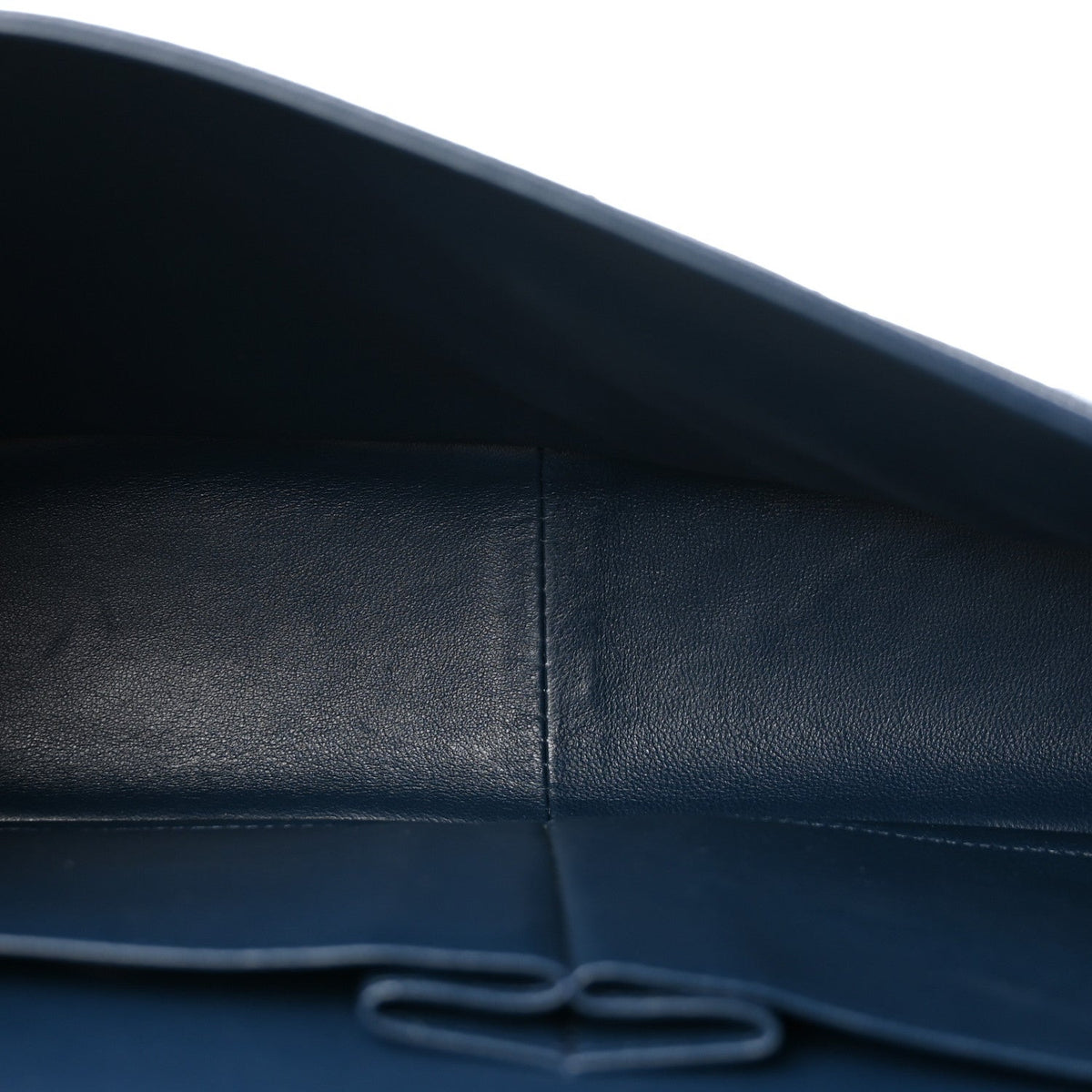 Quilted Caviar Flap Shoulder Bag - Blue