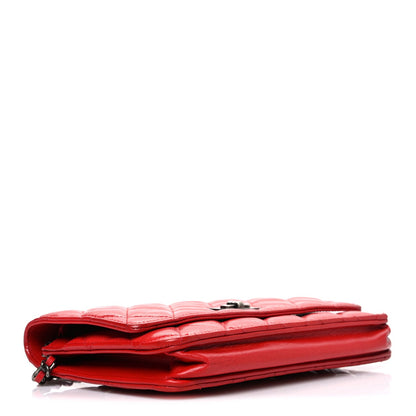 Quilted Calfskin Wallet Bag - Red