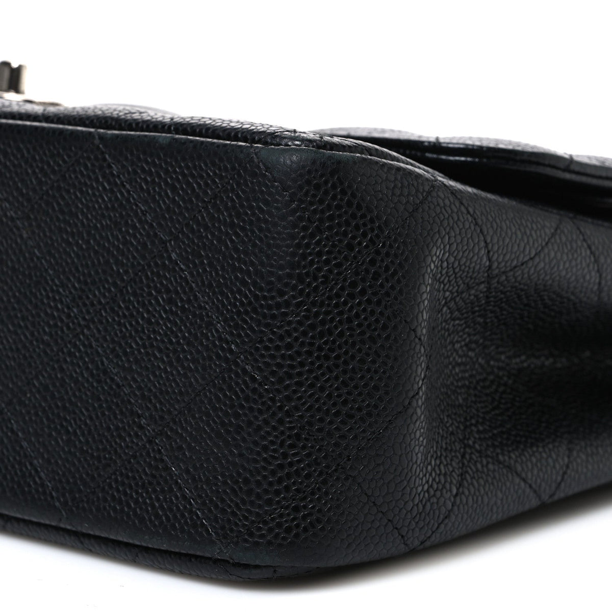Quilted Caviar Flap Shoulder Bag - Black