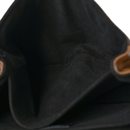 Reverse Monogram Pochette Metis Handbag