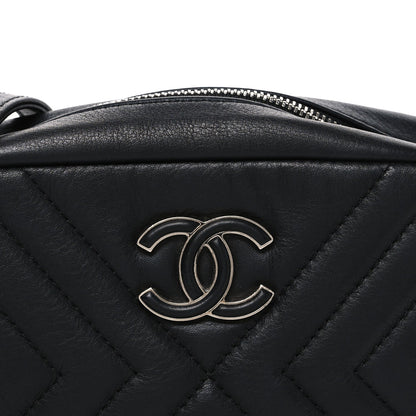 Quilted Calfskin Handbag - Black