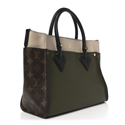 Calfskin Handbag - Green