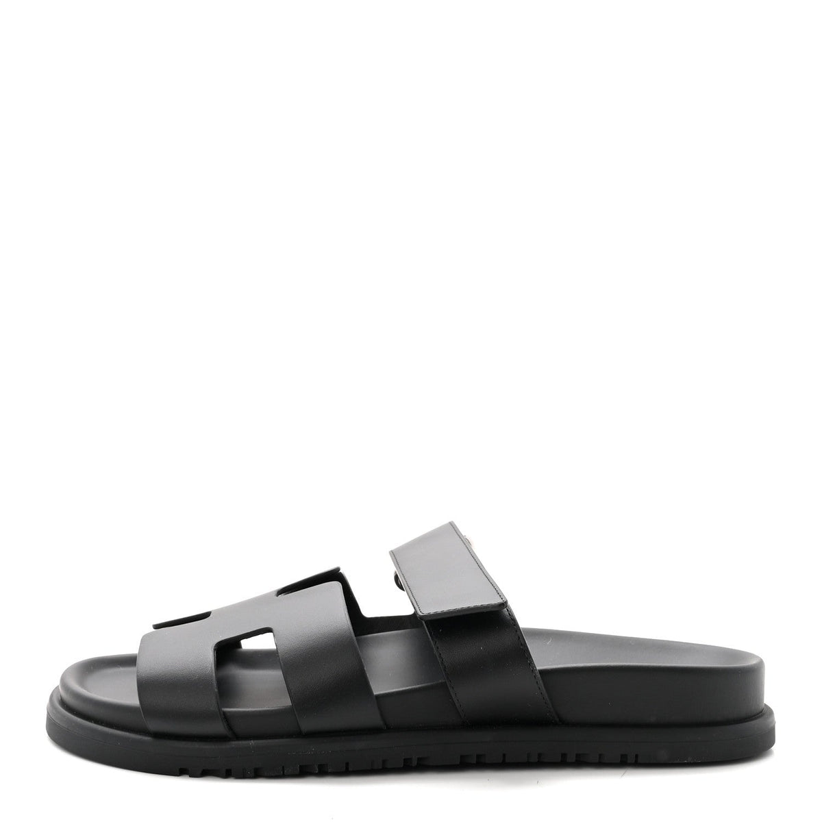 Calfskin Chypre Sandals Black
