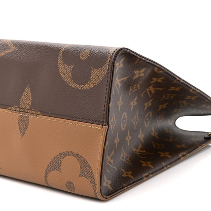 Reverse Monogram Giant Onthego Mm Handbag