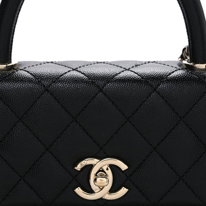 Maxi Quilted Caviar Flap Shoulder Bag - Black