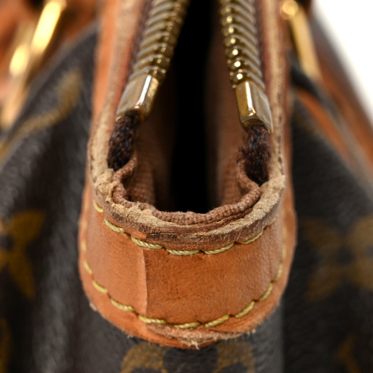 Monogram Tivoli Pm Handbag