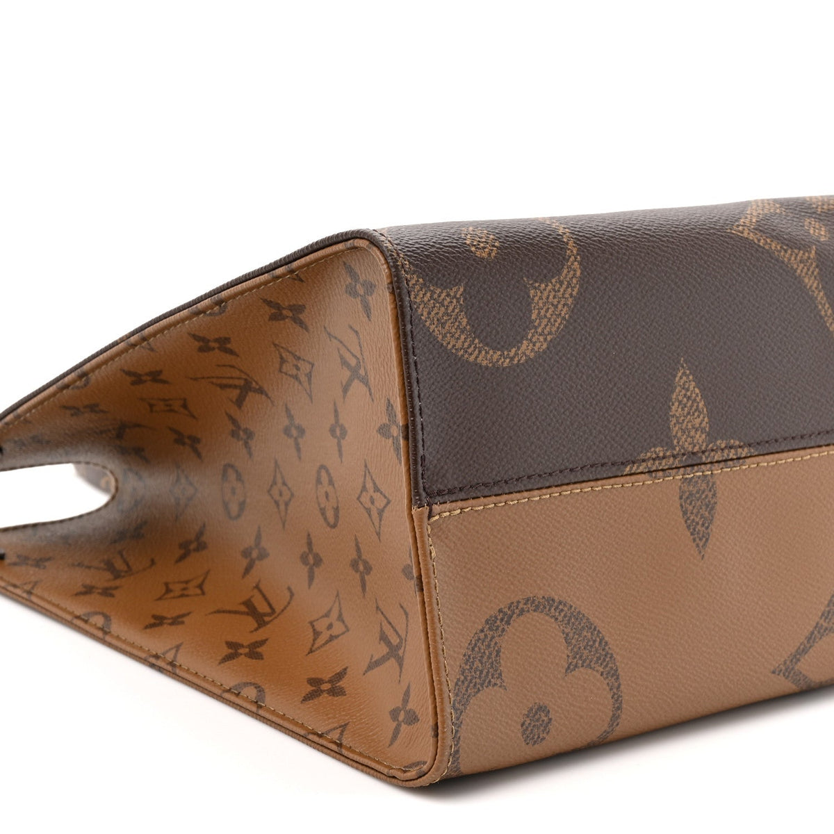 Reverse Monogram Giant Onthego Mm Handbag