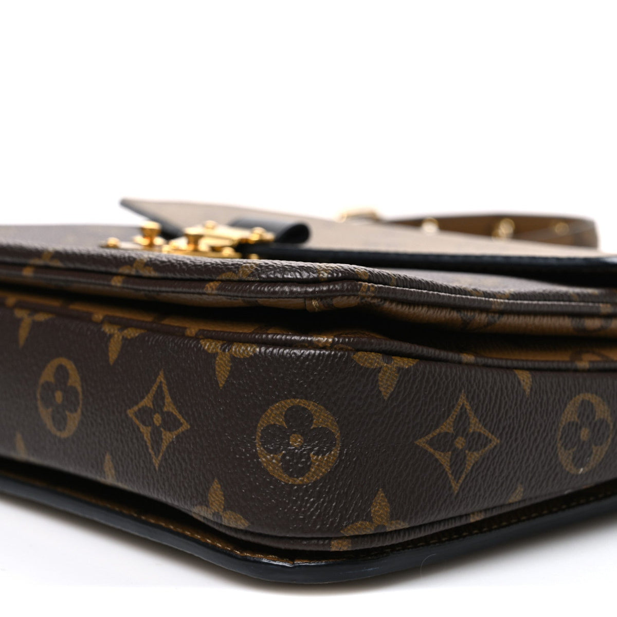 Reverse Monogram Pochette Metis Handbag