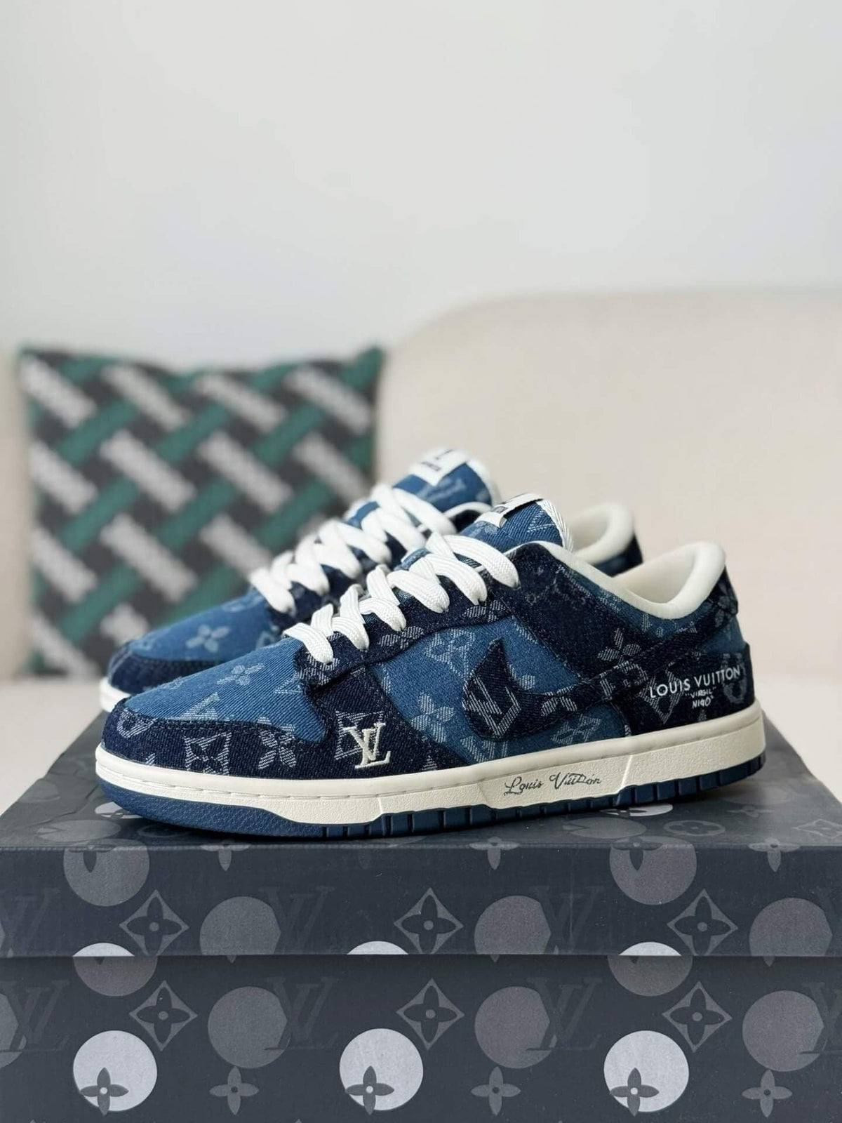Dunk Low Sneaker Blue Denim