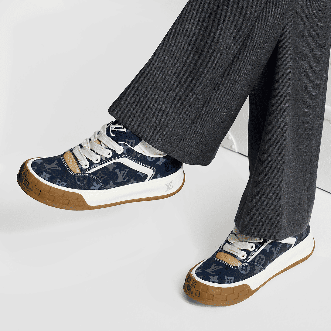 Tilted Sneaker - Blue Low-Top Sneaker