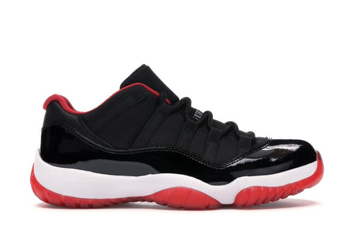 Retro Low-Top Sneakers in Black/True Red-White - 528895-012